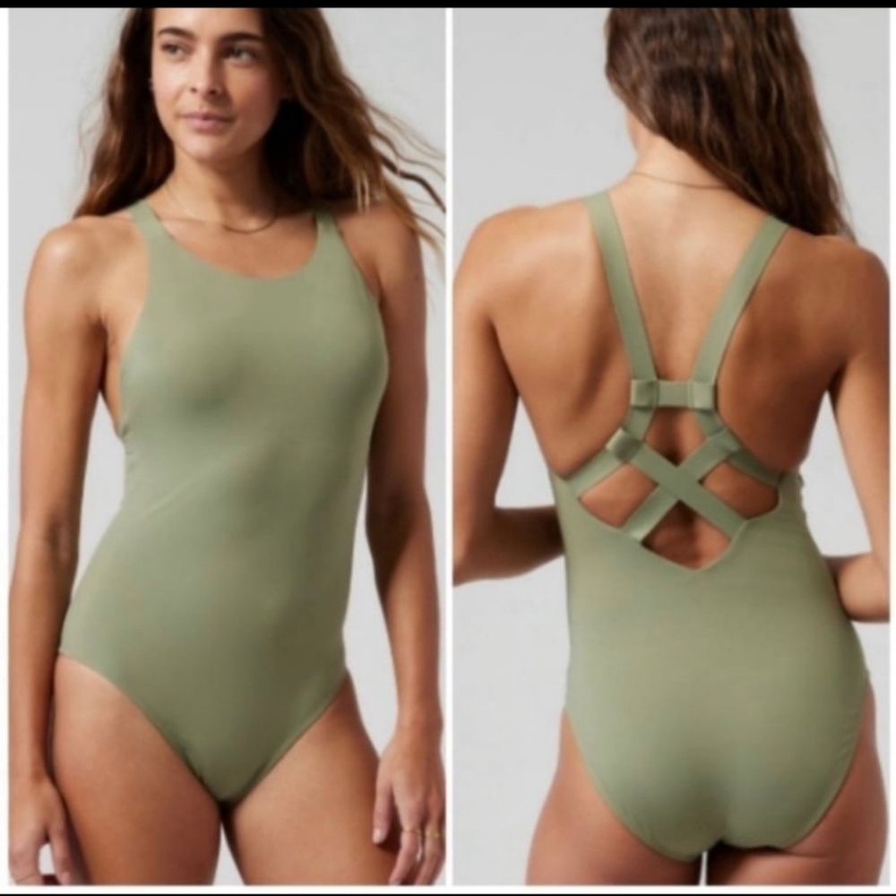 NWT ATHLETA Palm One Piece Swimsuit Size XL